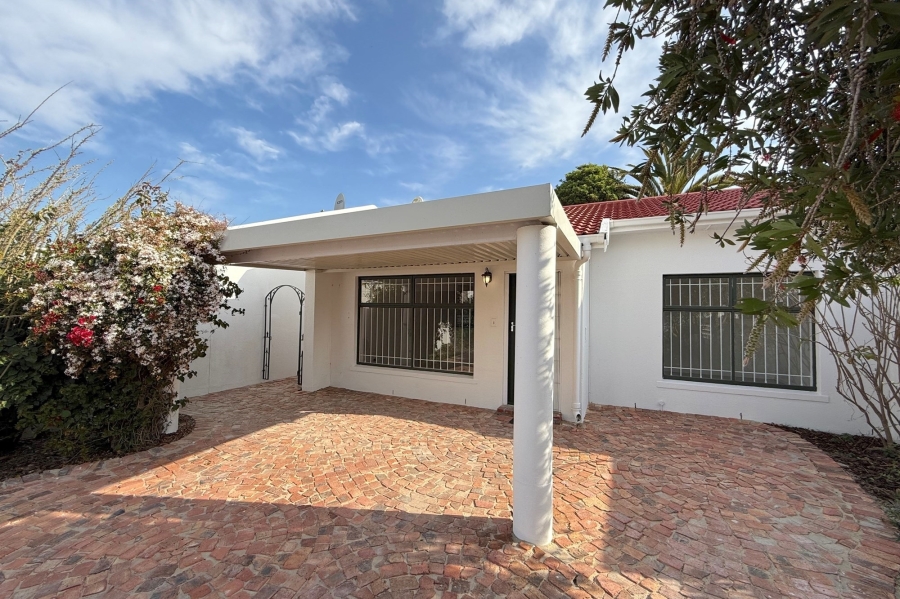 To Let 2 Bedroom Property for Rent in Flamingo Vlei Western Cape